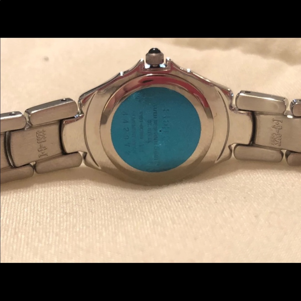 Woman’s Seiko Pearl Dial Watch